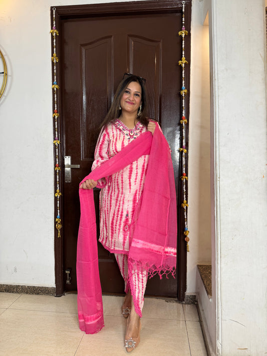 'AVNI' Hot Pink Suit With Tulip Pants