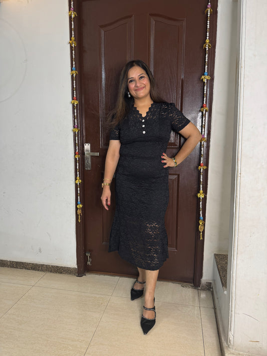 'SIRA' Black Lacy Dress