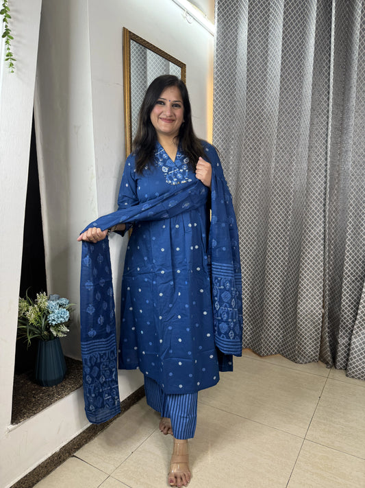 'PRERNA' Three Pc Set