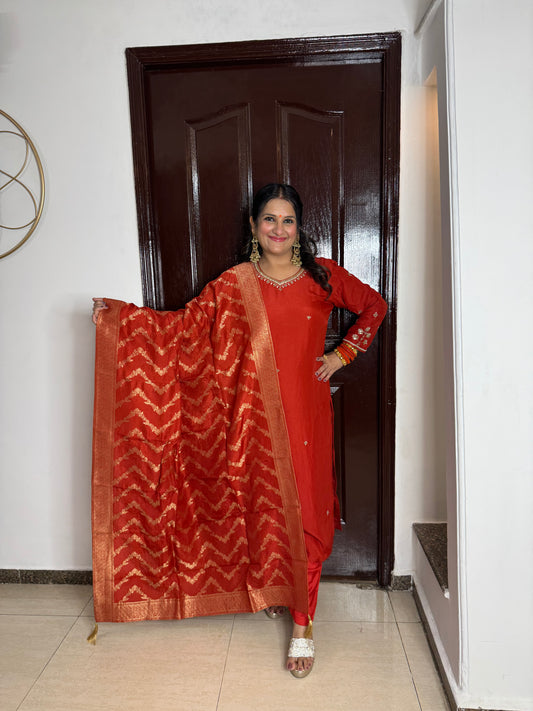 'MIDHI'- Three Pc Set