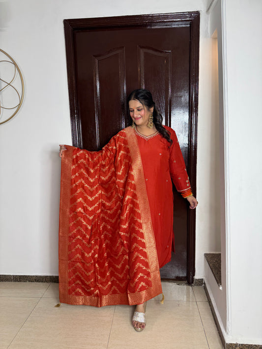 'MIDHI'- Three Pc Set