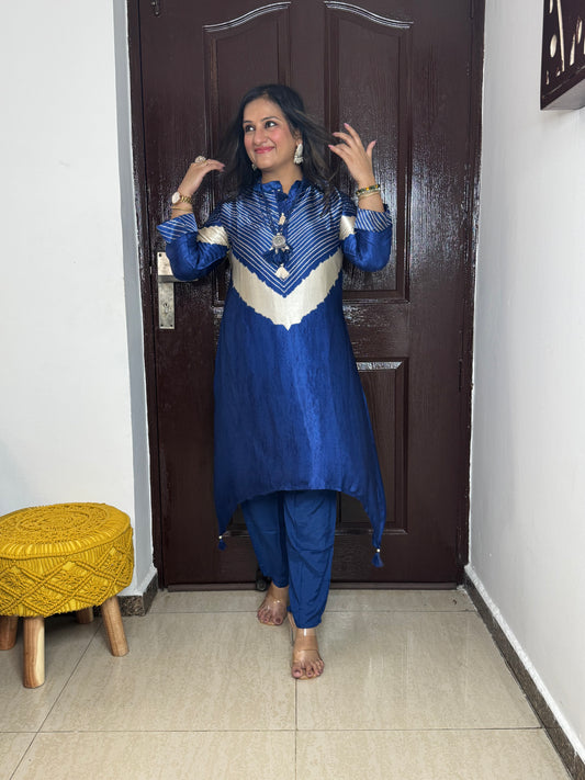 'VICTORIA'- Coord with Pendant