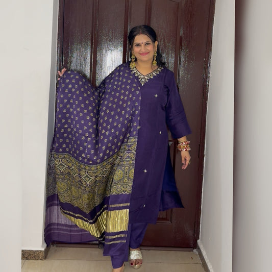 'INASHI'- Three Pc Set