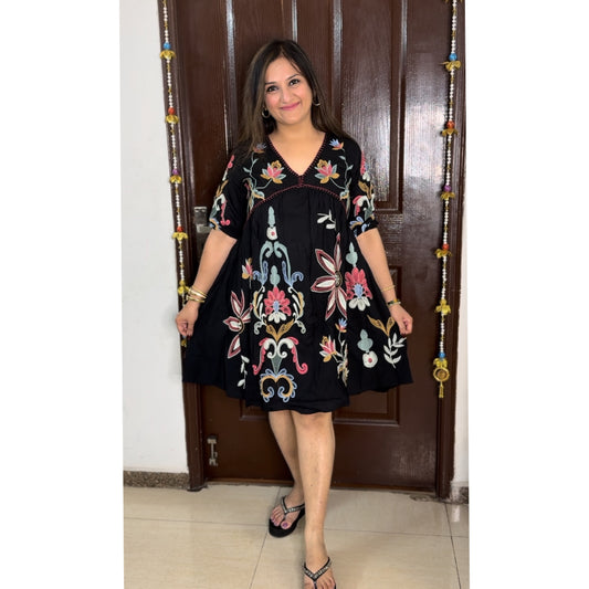 'MARIGOLD' Black Embroidered Cotton Tunic