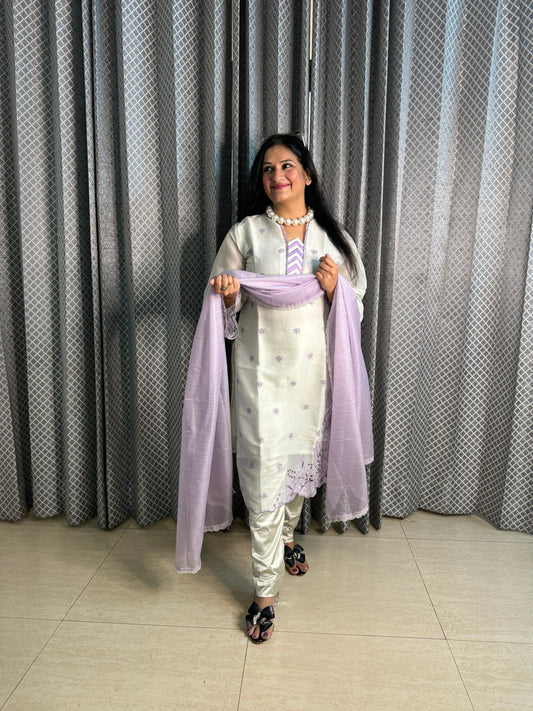 Pastel Pakistani Suit With Lilac Duppatta