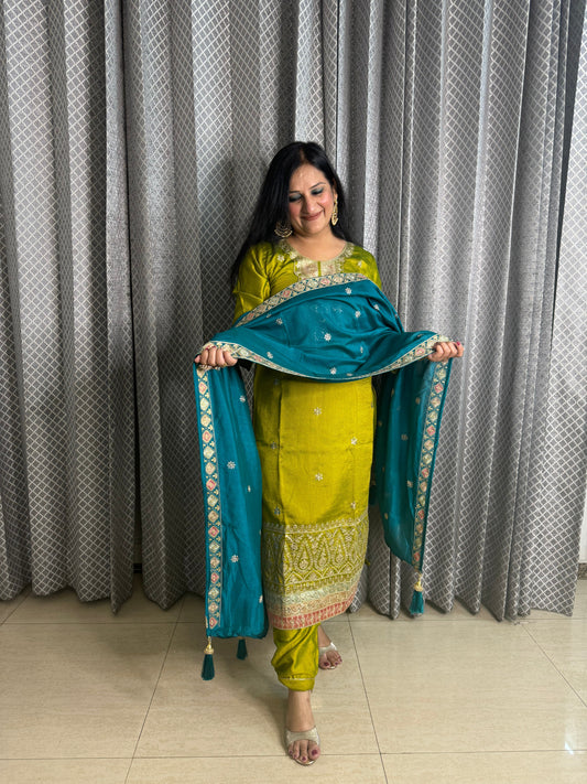 Pure Dola Silk Suit With Contrast Dupatta