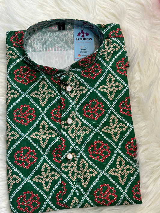 Green Bandhani Print Kurta With White Pants